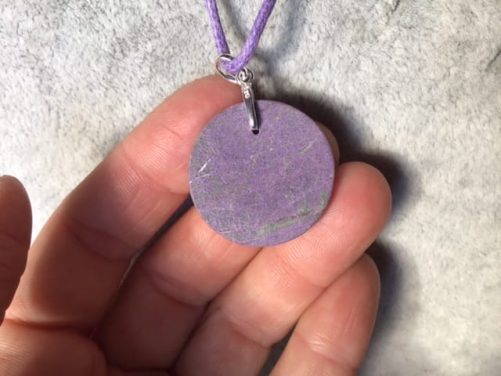 Pendentif stichtite rond