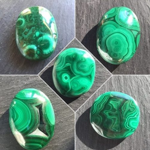 Galets en malachite naturelle