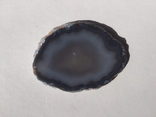 Tranche agate naturelle bleue foncée