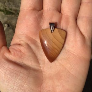 Pendentif en jaspe bruneau de l’ idaho