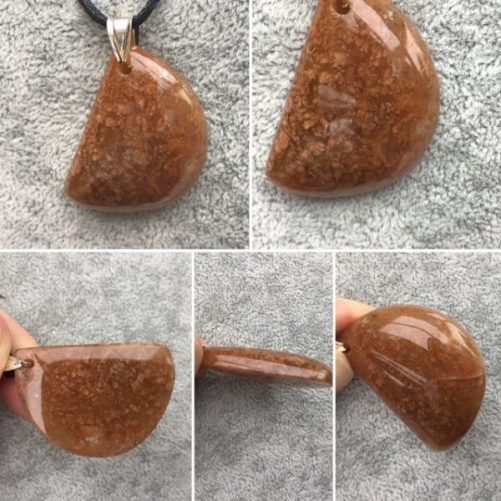 Gros pendentif en agate mousse rose