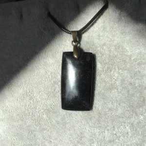 Pendentif tourmaline noire