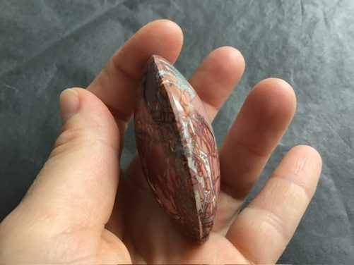 Galet Mokaite rouge rose