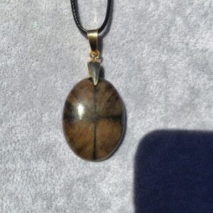 Pendentif chiastolite