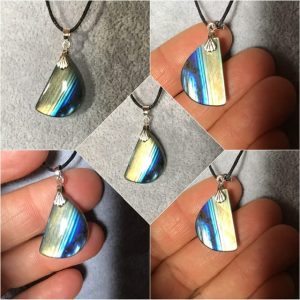 Petit pendentif labradorite jaune