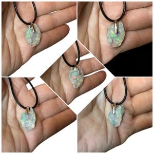 Pendentif avec opale noble brute