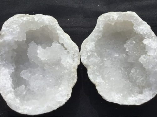 Petite géode de quartz