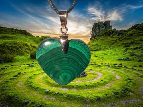 Malachite en forme de coeur