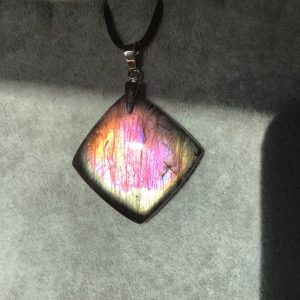 Pendentif labradorite rose vanille