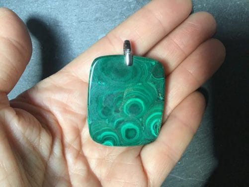 Pendentif malachite homme