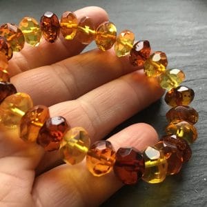 Bracelet ambre facetté