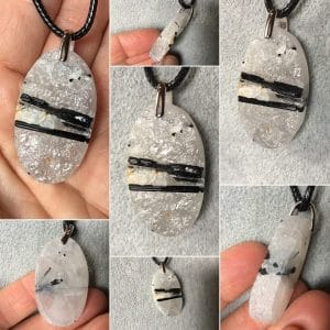 Pendentif tourmaline noire dans son quartz
